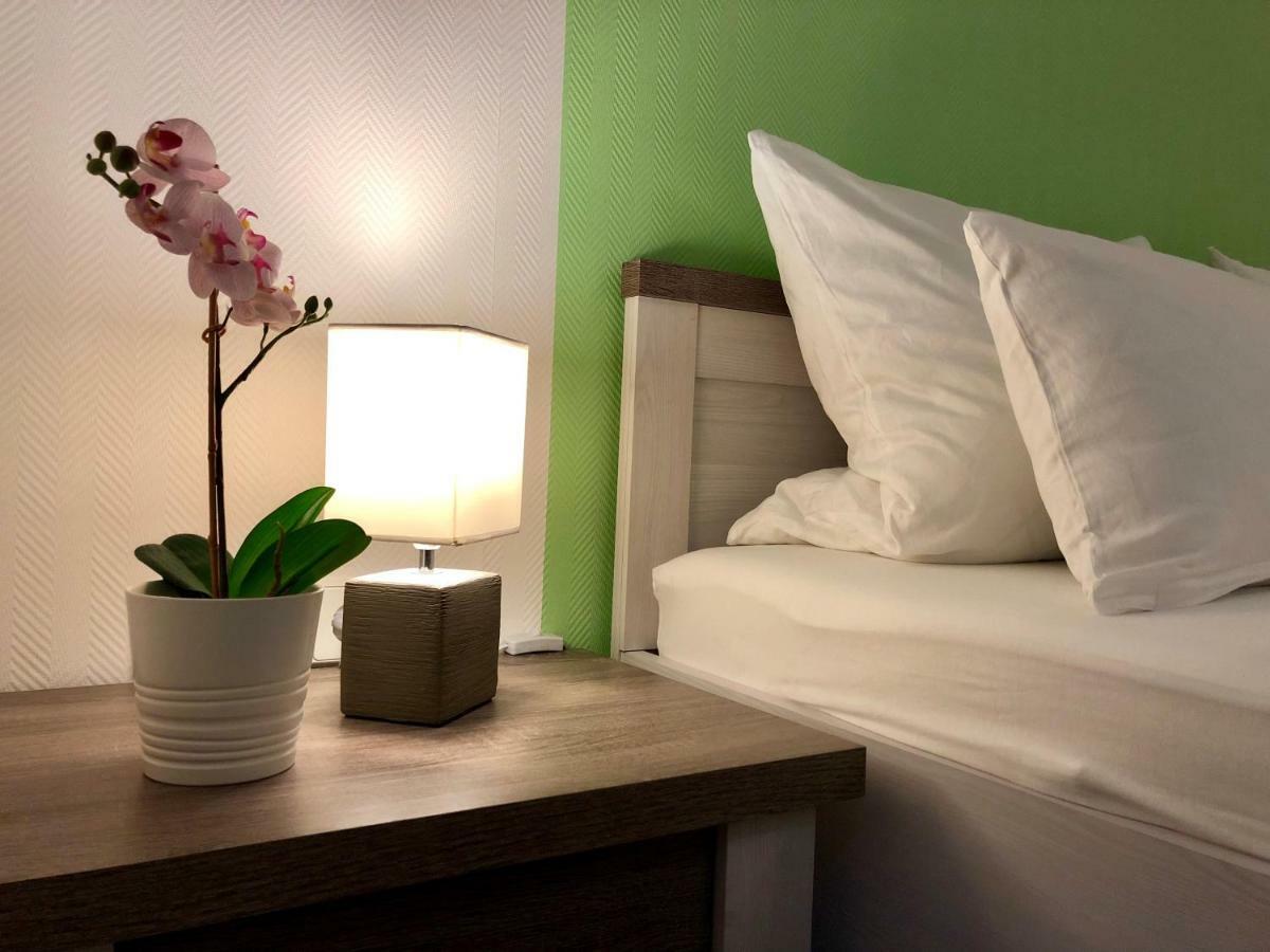 זינסהיים Apartment Casa Del Monte מראה חיצוני תמונה
